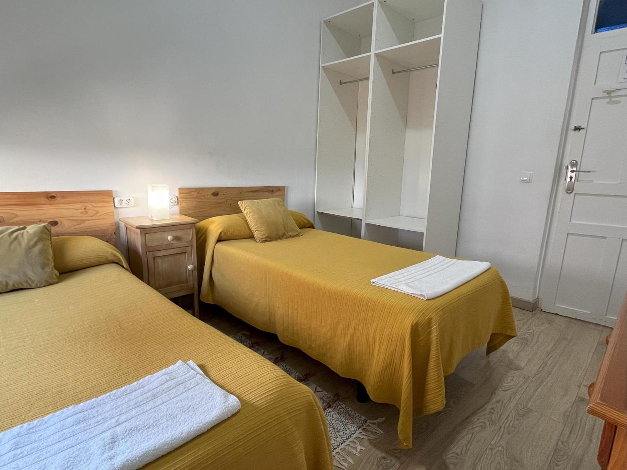 Pension Galicia Badajoz Luaran gambar