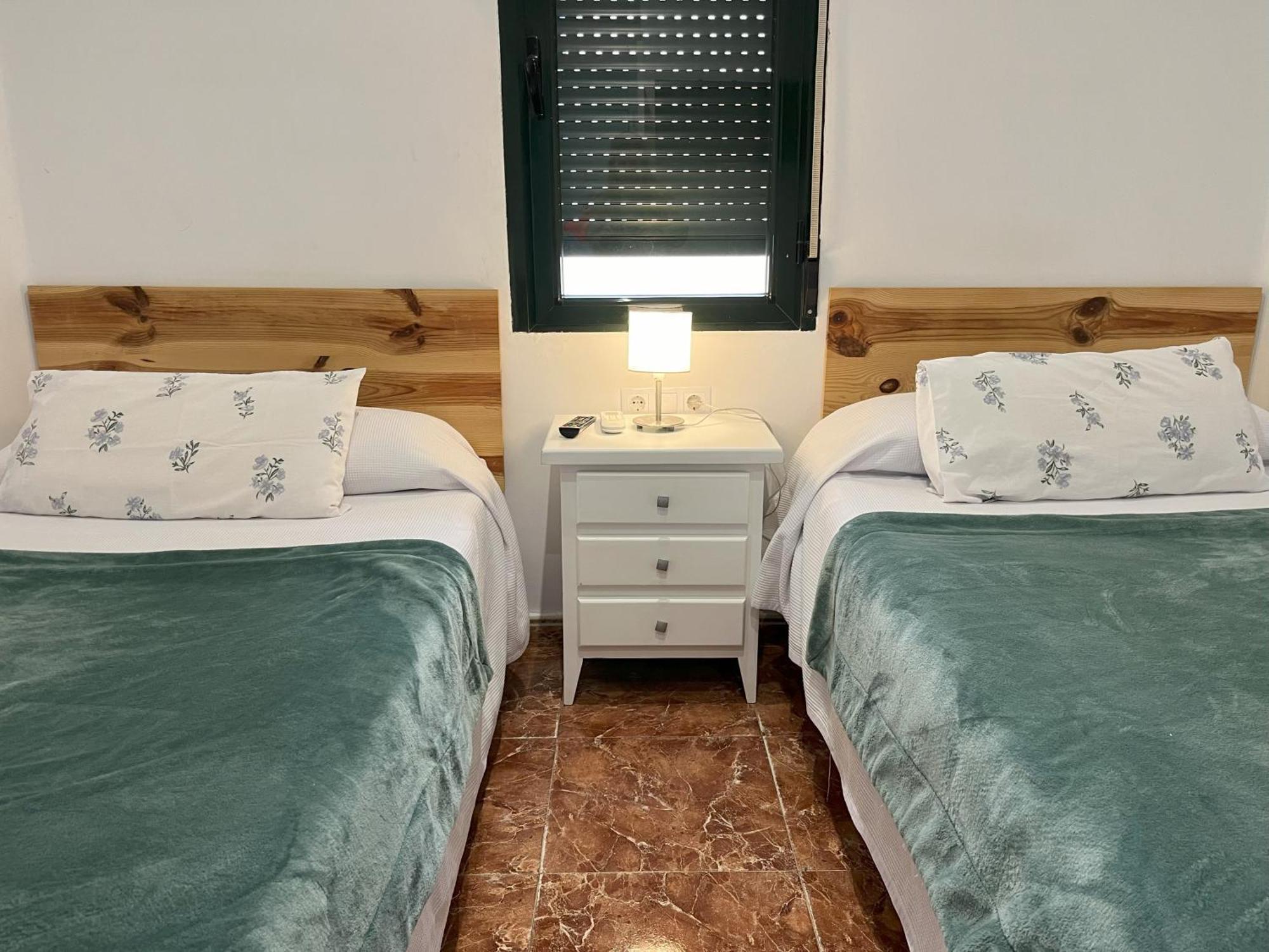 Pension Galicia Badajoz Luaran gambar